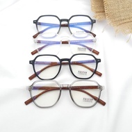 TR 75232 glasses/frame size 52-19-150 photochromic mines cylinder plus radiation lens package