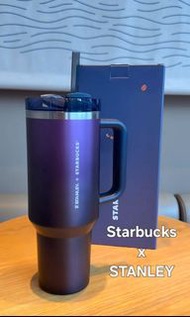 現貨💢正品保證❣️ Starbucks x STANLEY 漸變紫色杯 💜🖤  2025 starbucks x stanley  暗黑系列 不鏽鋼杯 飲筒杯 1183ml 💜🖤