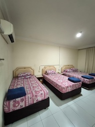 OYO 90895 Hotel Ikia