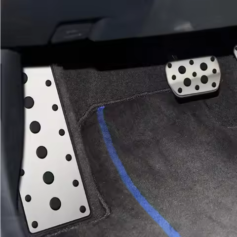 Car Dead Pedal Foot Rest Pedal Cover for Toyota Camry Corolla RAV4 CHR Land Cruiser LC200 for Lexus 