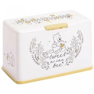 迪士尼 Disney 日版 Winnie the Pooh 小熊維尼 口罩 收納盒 儲物盒 口罩盒 內置彈簧 可存放50-60個口罩 成人口罩 小童口罩 2022 (白色)