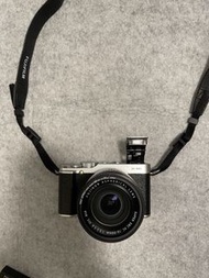 FUJIFILM X-MI 銀色連鏡頭+鏡頭保護 XC16-50mmF3.5-5.6 OIS