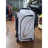 Storm Premier 4 wheels, 2 balls roller