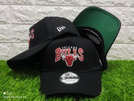 [New Era] Chicago Bulls Lengkung Snapback Cap
