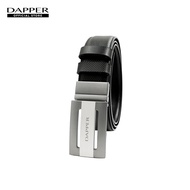 DAPPER เข็มขัดหนังแท้ Diagonal Reversible Plaque Buckle Belt แบบใส่ได้ 2 ด้าน สีดำ