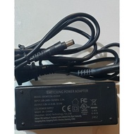 Switching power Adapter 9V 6A 54W
