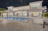 ELIVAAS Meraki Luxe 6BHK Glass Villa
