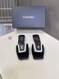 紫鑽🌟誠信商家🌟💜全新CHANEL 經典雙C黑白拼色皮革穆勒拖鞋 全新 正品
