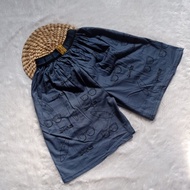 celana pendek boxer pria dewasa