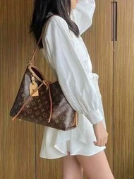 LV Carryall PM Brand new 專櫃全新