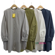 10179-2 BLAUS COTTON EMBOSED WITH FULL HANDS & HANDS