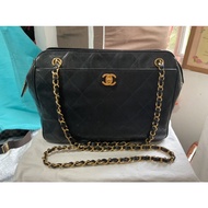 Original Chanel Chain Shoulder/Sling Bag (24K gold hardware, Caviar leather)