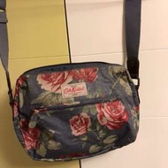 Cath kidston斜背包