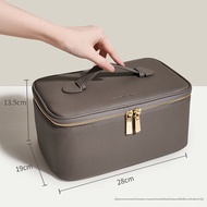 BEGIN MAGIC | กระเป๋าเครื่องสำอางขนาดใหญ่หรูหรา แยกช่อง