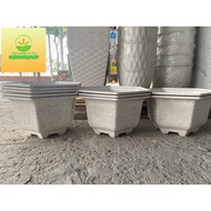 Mai VM 360 hexagonal plastic plant pot (36x24cm)