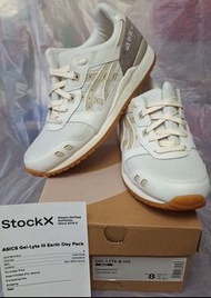 6. ASICS GEL LYTE III OG EARTH DAY CREAM PUTTY