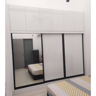 wardrobe 9ft with sliding door mirror