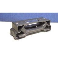 [Jiuda] SUZUKI SUZUKI GRAND VITARA Jinjixing 2.7 06-Engine Foot Engine Corner * Rear 11710-65J00