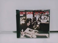 1  CD MUSIC ซีดีเพลงสากลBON JOVI CROSS ROAD  (C11J60)