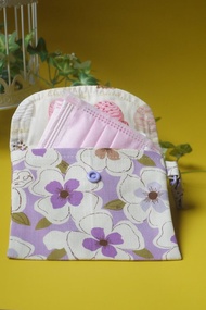 可夾式口罩暫存袋  花花世界紫色  萬用收納小包