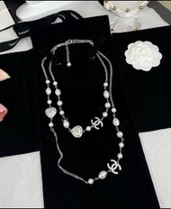 香奈兒白色愛心滿鑽珍珠毛衣鏈23B經典款 不規則珍珠雙層小香風頸鏈