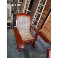 MAHOGANY ROCKING CHAIR/BUTAKA WITH SOLIHIYA