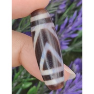 💥Ready Stock💥 ⭐证书⭐ 36.5mm X 12.2mm ⚡高油朱砂⚡ 高油朱砂 特殊图案 山形天珠 Certificate Cinnabar Mountain Dzi The Peak 