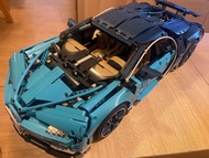 完成品 Lego Technic 42083 Bugatti  Chiron 42056