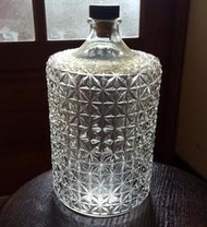 折射極精美早期氣泡老玻璃瓶蒸餾水瓶 可養孔雀魚 花瓶 鐵茶壺儲水首選