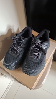 Hoka Bondi 7 Triple Black Wmns EUR 36