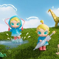 POP MART - Baby Molly 快樂的下雨天手辦