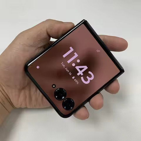 Motorola Razr 60 Pro 5G SmartPhone NFC 12GB+256GB Razr+2025 165Hz P-OLED 6.9‘’ Dual 50MP+32MP Snapdr