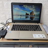 Laptop Asus X441U second