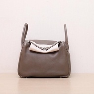 HERMES(愛馬仕) Lindy 30 18大象灰 TC皮 A刻 銀扣