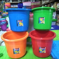 PLASTIC BUCKET - LION STAR - 3 Gallons & 2.5 Gallons