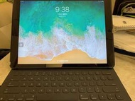 iPad Pro 12.9連smart keyboard
