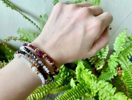 黑灰白的對話 天然石彈性手鍊 黑碧璽 閃光石 鈦赫茲 白貝