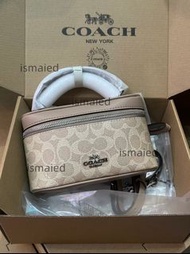 Coach 新品 ​​Rainer 盒子包