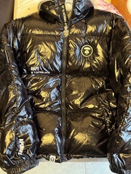 AAPE BY A BATHING APE® 黑色羽絨外套