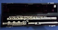 YAMAHA yfl 677  專業長笛