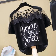 Ready StockNew lace stitching short-sleeved T-shirt Korean version loose personality letter printing women's summer large size belly cover top