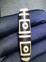 西藏千年至純四眼老天珠 長57MM直徑13MM