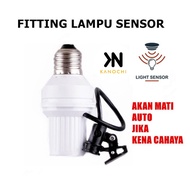 Fitting Lampu Sensor Cahaya Otomatis Untuk Segala Lampu