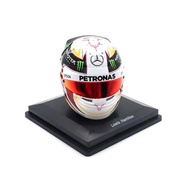 F1 Racing Helmet Model Ornaments 1: 5 Spark Mercedes-Benz Hamilton 2015 American Station World Crown