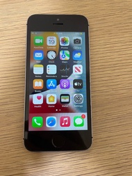 iphone SE一代 32GB WiFi 機冇指紋