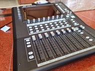mixer ad live 20 pro digital console