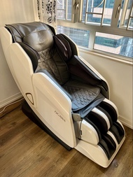 Excellent condition OGAWA Smart Reluxe OG6383 massage chair