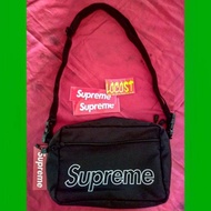 Supreme SLINGBAG (Free Pin+Sticker)