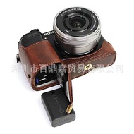 Suitable for SonyA6100 A6400 A6300 A6000Leather case with tripod design Half Set Mirrorless camera bag Portable