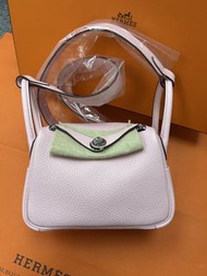 門市現貨Hermes mini lindy 3q rose sakura，togo，stamp K，Hermes 愛馬仕mini lindy櫻花粉內拚奶油白